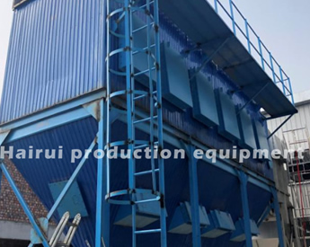 High temperature pulse bag type dust collector